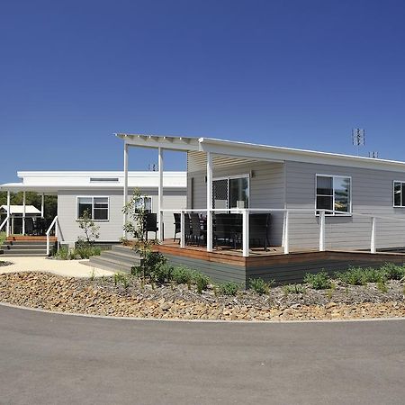 Nrma Stockton Beach Holiday Park Hotel Exterior foto